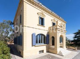 Houses (villa / tower), 800 m², near bus and train