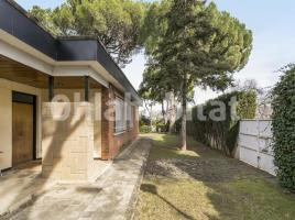  (xalet / torre), 245 m², près de bus et de train, Calle Francoli