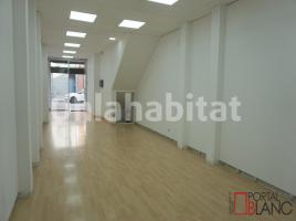 For rent business premises, 68 m², Avenida Francesc Macià