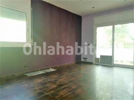 Houses (detached house), 141 m², near bus and train, almost new