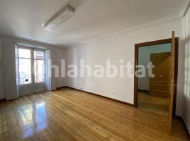 For rent office, 32 m², Calle de Santander