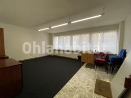 For rent office, 32 m², Avenida del Cid Campeador