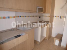 New home - Flat in, 89 m², near bus and train, new, Calle Duran i Bas, 17