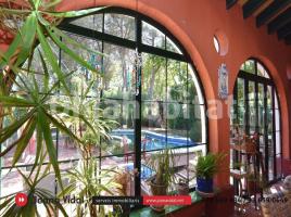 Casa (unifamiliar adosada), 476 m², Zona