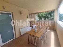 Flat, 65 m², almost new