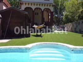  (unifamiliar adossada), 240 m², Zona