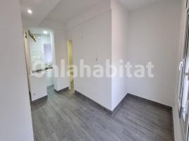For rent loft, 45 m², near bus and train, Calle Santander, 23