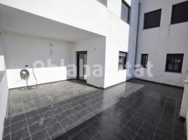 Flat, 140 m², new