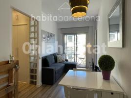 For rent flat, 40 m², near bus and train, Calle de Pujol