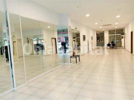 Business premises, 364 m², Calle Nàpols, 16