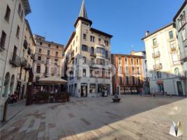 Pis, 110 m², près de bus et de train, Plaza Sant Eudald