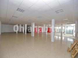 Business premises, 452 m², almost new, Avenida de la Constitució, 1