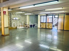 For rent business premises, 194 m², Paseo Comte de Vilardaga