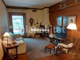 Houses (terraced house), 210 m², Calle Sant lluis, 33