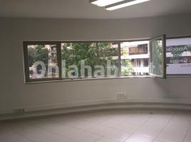 For rent office, 135 m², Travesía canadaers, 2