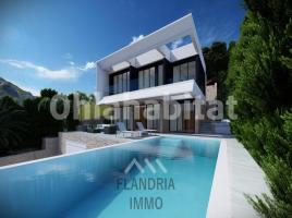 Houses (villa / tower), 331 m², new