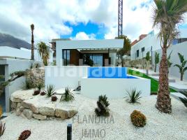 Houses (villa / tower), 222 m², new