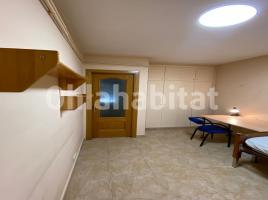 Pis, 115 m², près de bus et de train, Calle del Pare Coll