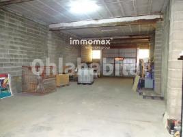 Industrial, 317 m², Zona