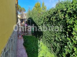 Houses (villa / tower), 181 m², almost new