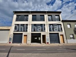 Houses (terraced house), 170 m², near bus and train, new, Calle Ribes de Freser, 45