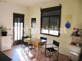 Business premises, 993 m², Avenida Astudillo, 15