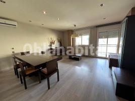Flat, 85 m², almost new