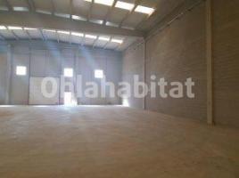 For rent industrial, 818 m², Calle Onyar