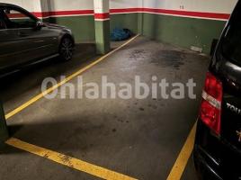 For rent parking, 25 m², Calle d'Eusebi Güell