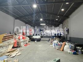 Nau industrial, 330 m², Mestre Trias