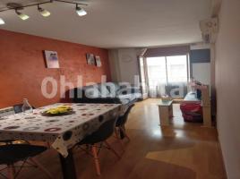 Flat, 75 m², almost new