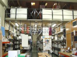 Industrial, 372 m², PELAYA