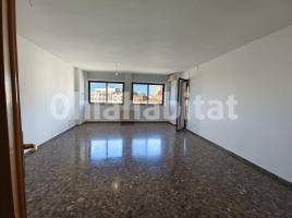 For rent apartament, 120 m², Calle Ronda Reus