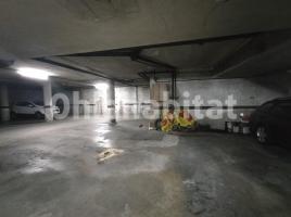 For rent parking, 12 m², Calle Monturull