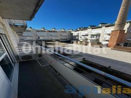 Apartament, 33 m², almost new, Calle Enric Vincke