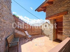 Houses (detached house), 180 m², almost new, Zona