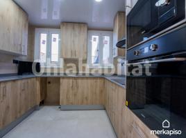 Obra nova - Pis a, 82 m², prop de bus i tren