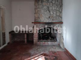 Casa (unifamiliar aislada), 398 m², cerca de bus y tren, seminuevo, PLA DEL PELAC