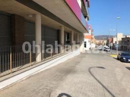 Local comercial, 99 m², --