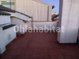 Duplex, 116 m², near bus and train, almost new