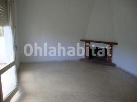 Piso, 85 m², cerca de bus y tren