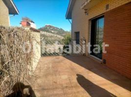 Houses (terraced house), 202 m², near bus and train, almost new