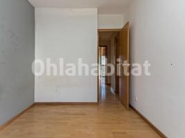 Pis, 93 m², prop de bus i tren, seminou