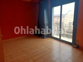 Flat, 55 m², near bus and train, Nucli Urbà