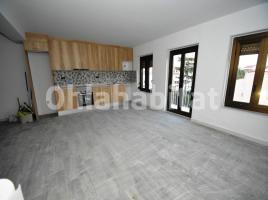 Pis, 78 m², prop de bus i tren, Capellades