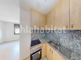 Piso, 58.29 m², cerca de bus y tren, seminuevo