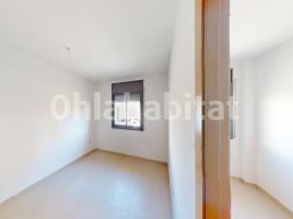 Piso, 58.29 m², cerca de bus y tren, seminuevo