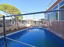 Houses (detached house), 130 m², near bus and train, Zona 7