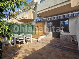 Bungalow, 61 m², cerca de bus y tren, Urb. Capiscol