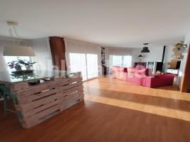 Piso, 97 m², cerca de bus y tren, seminuevo, Sant Feliu de Pallerols